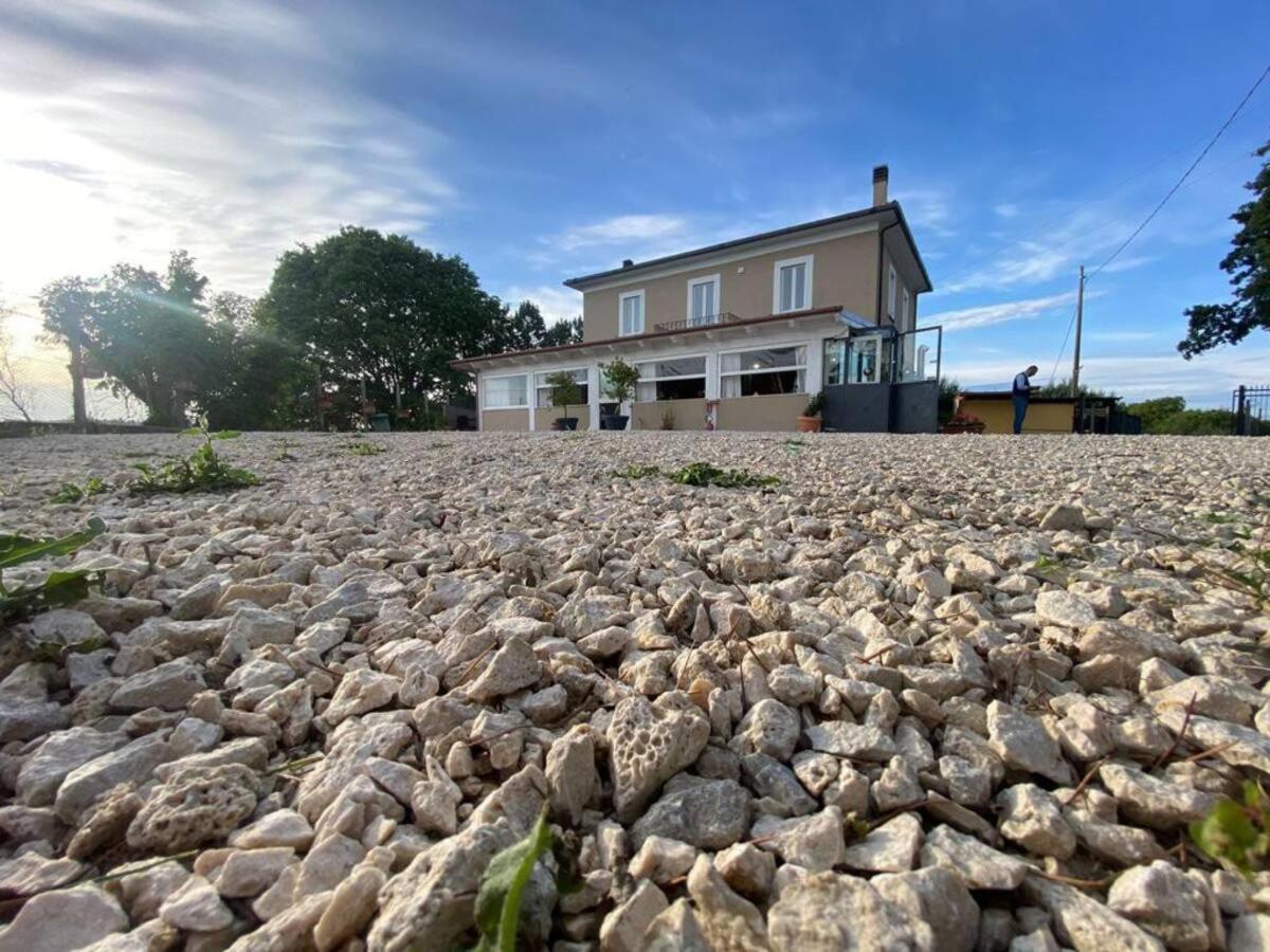 Casaletto'S Suites Riano  Bagian luar foto