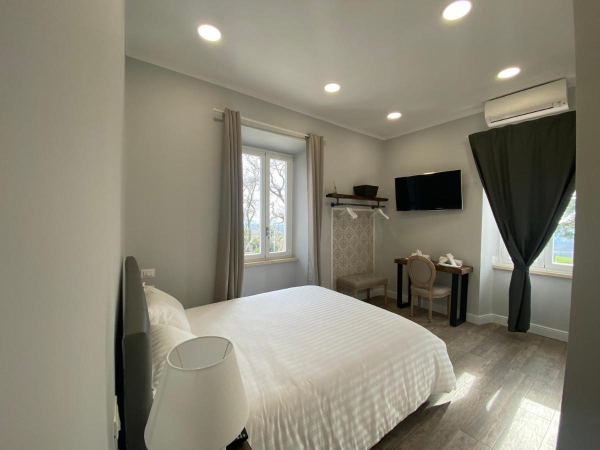 Casaletto'S Suites Riano  Bagian luar foto